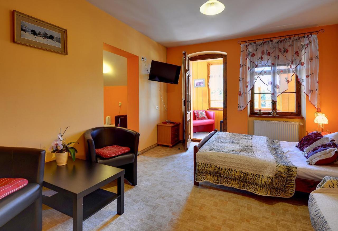 Apartamenty I Pokoje Karpacz - Centrum Karpacza, Parking W Cenie! 客房 照片