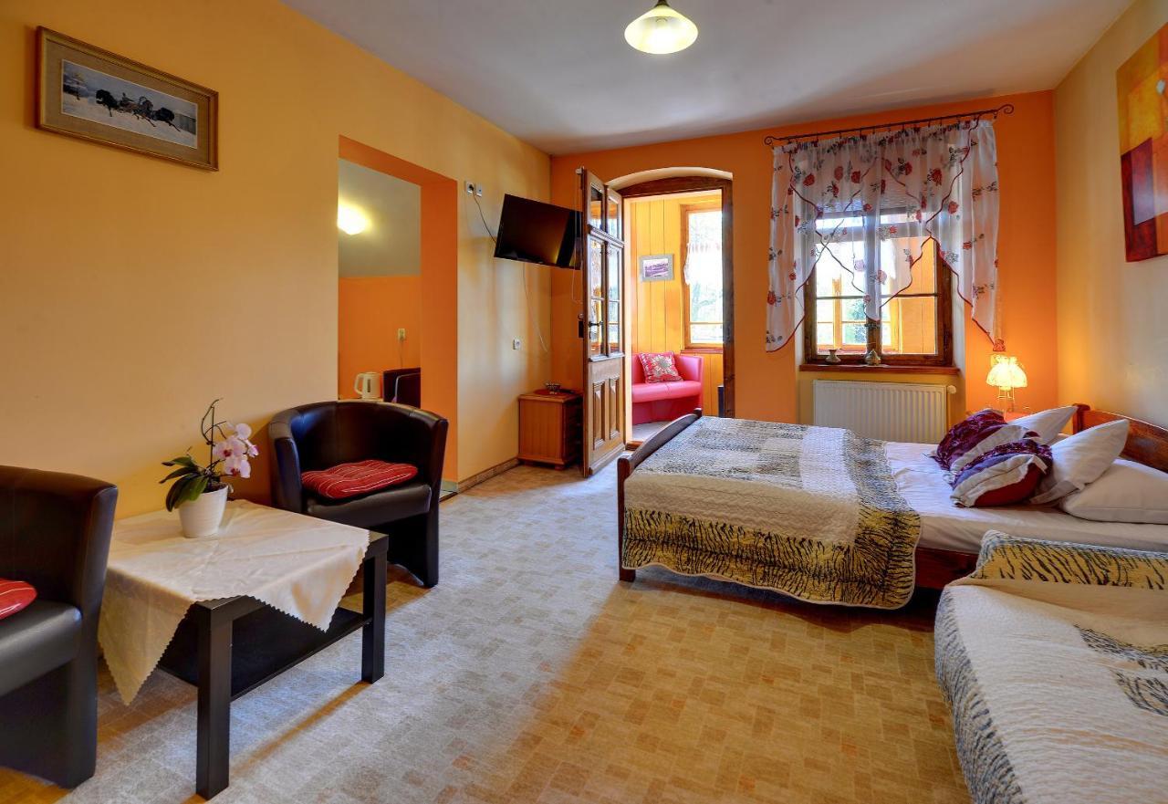 Apartamenty I Pokoje Karpacz - Centrum Karpacza, Parking W Cenie! 外观 照片