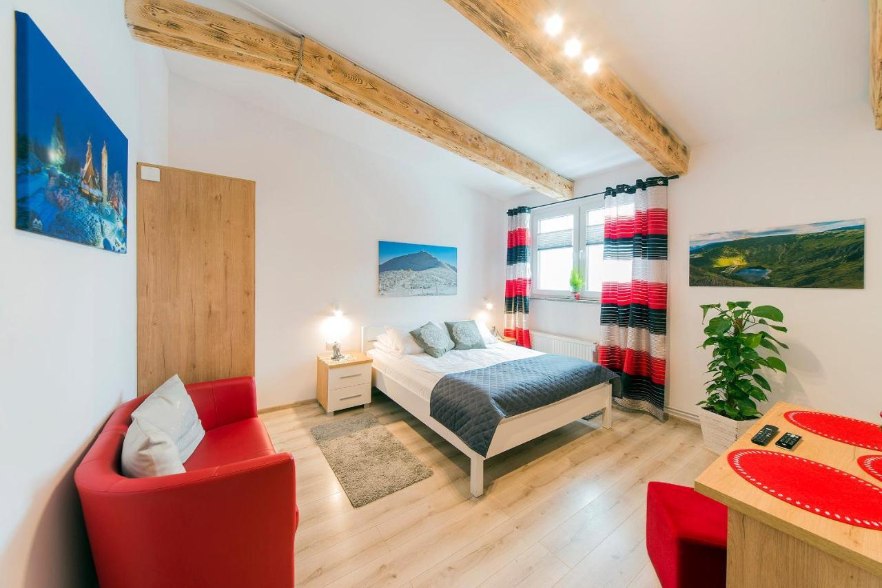 Apartamenty I Pokoje Karpacz - Centrum Karpacza, Parking W Cenie! 外观 照片